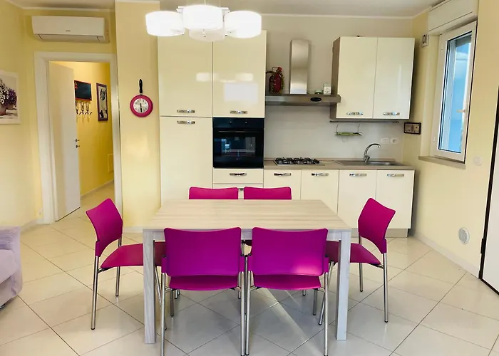 Casa de Férias Apartament Garden-marina Sveva