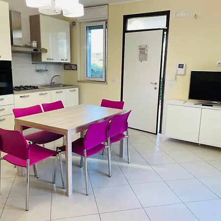 Prázdninový dům Apartament Garden-marina Sveva *