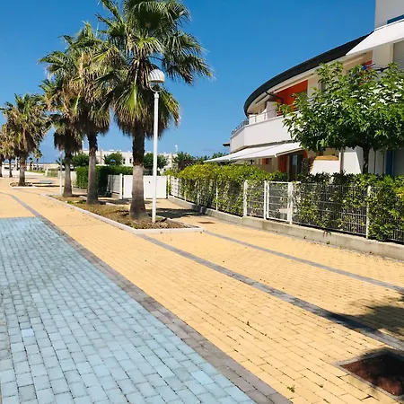 Garden-marina Sveva Hébergement de vacances *